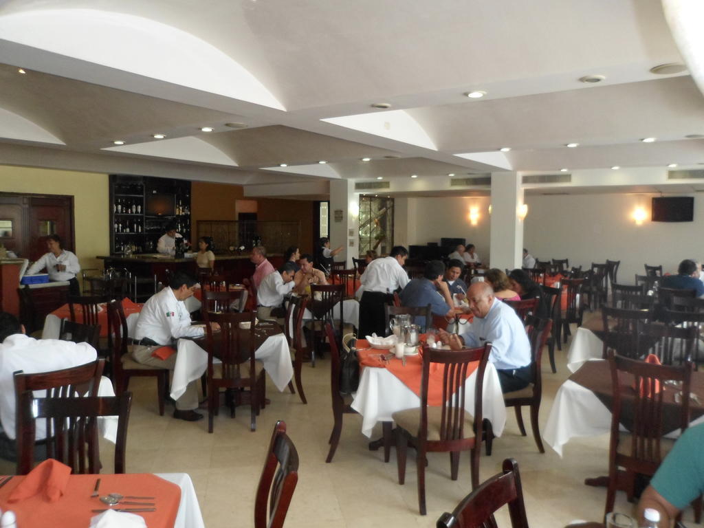 Hotel Poza Rica Inn Экстерьер фото
